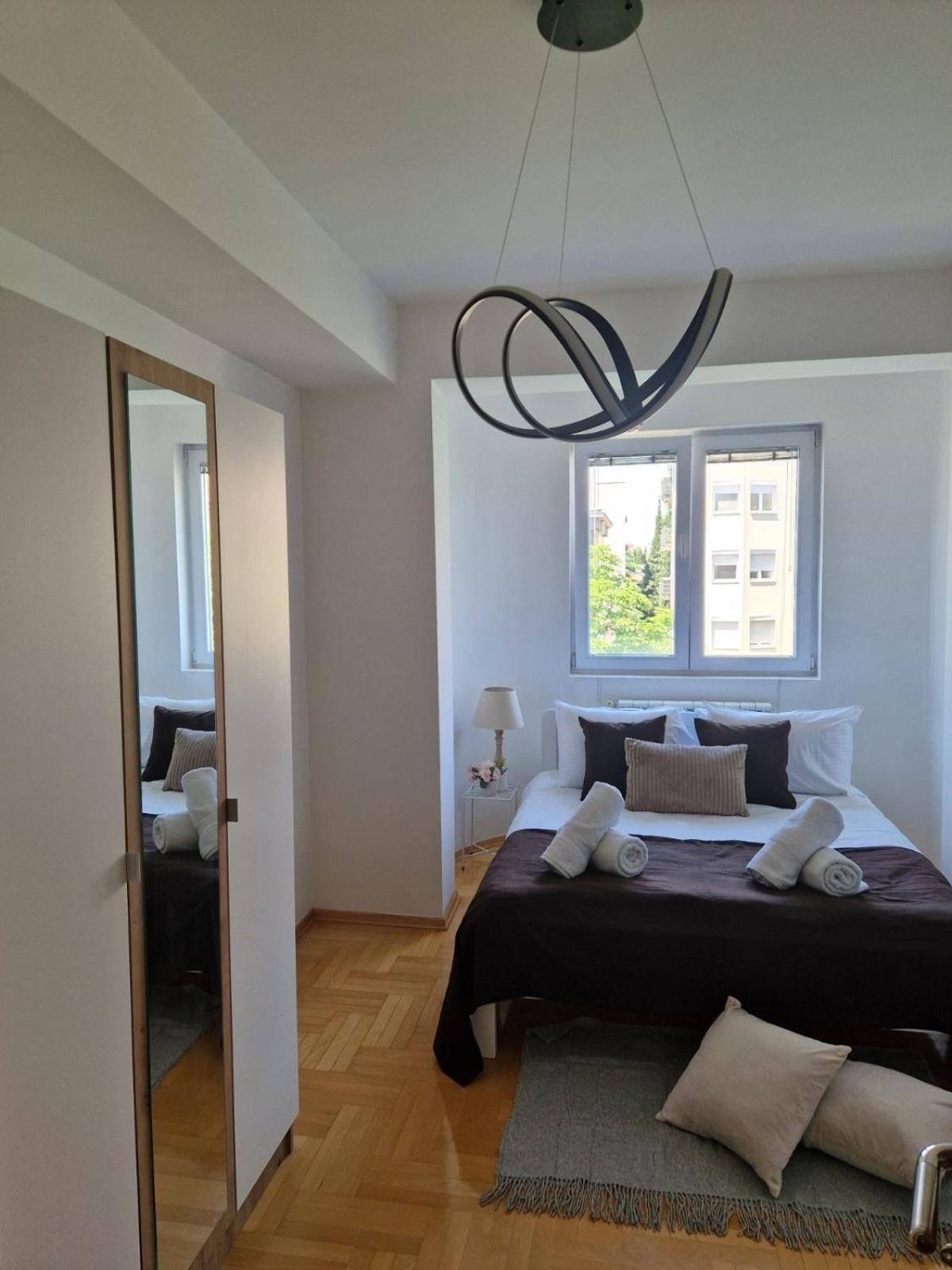 Kamche Lux Apartment Skopje Eksteriør billede