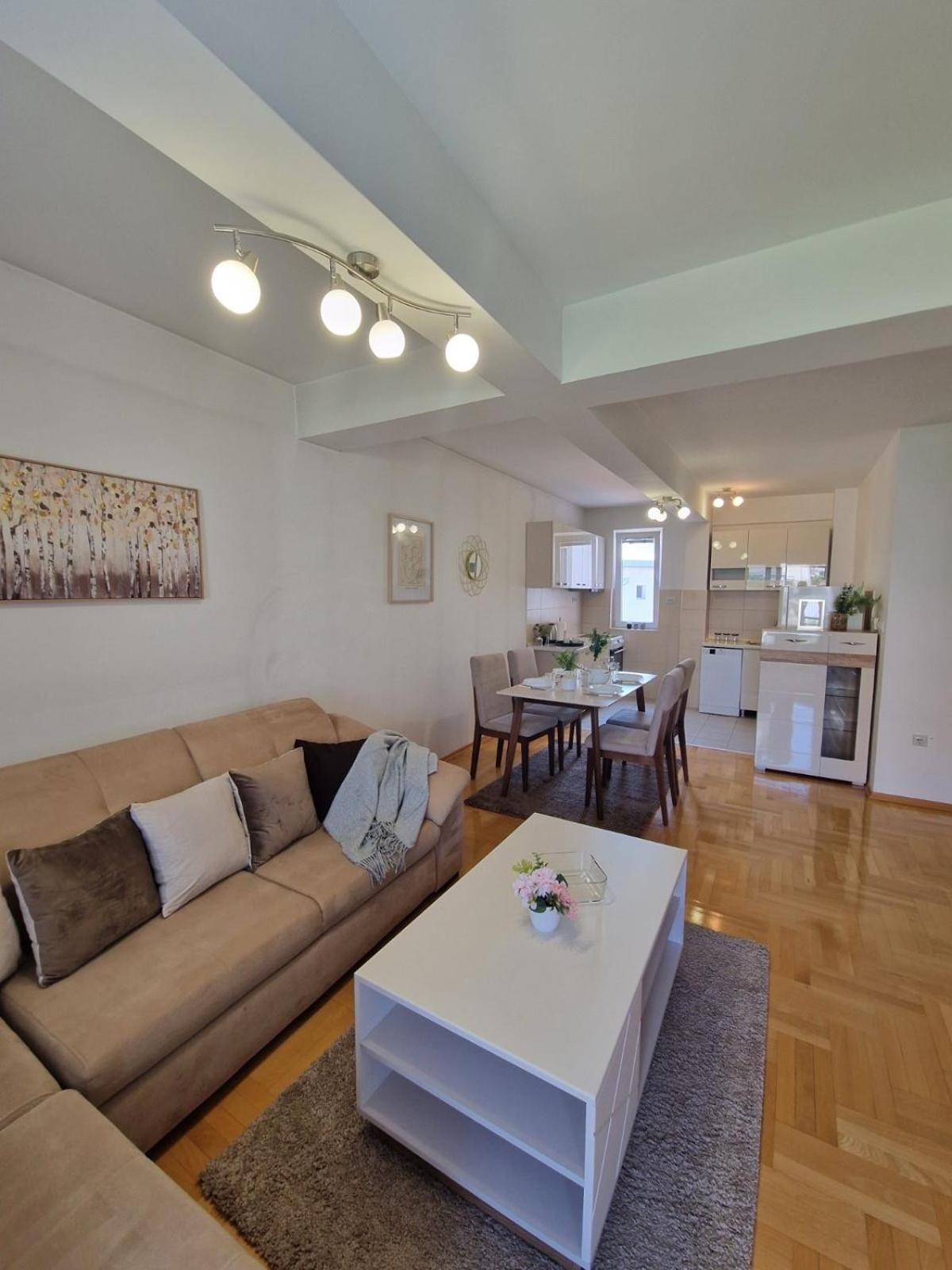 Kamche Lux Apartment Skopje Eksteriør billede