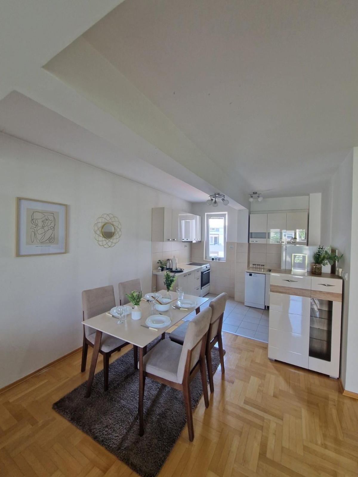 Kamche Lux Apartment Skopje Eksteriør billede