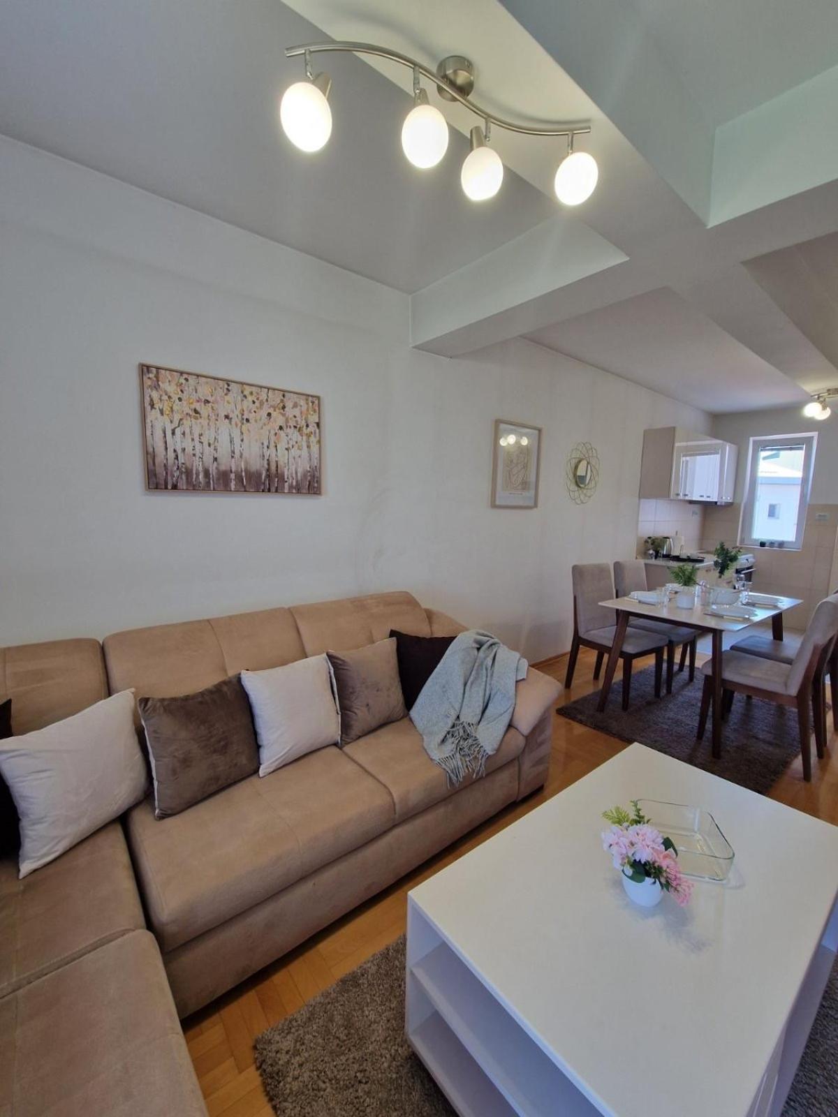 Kamche Lux Apartment Skopje Eksteriør billede