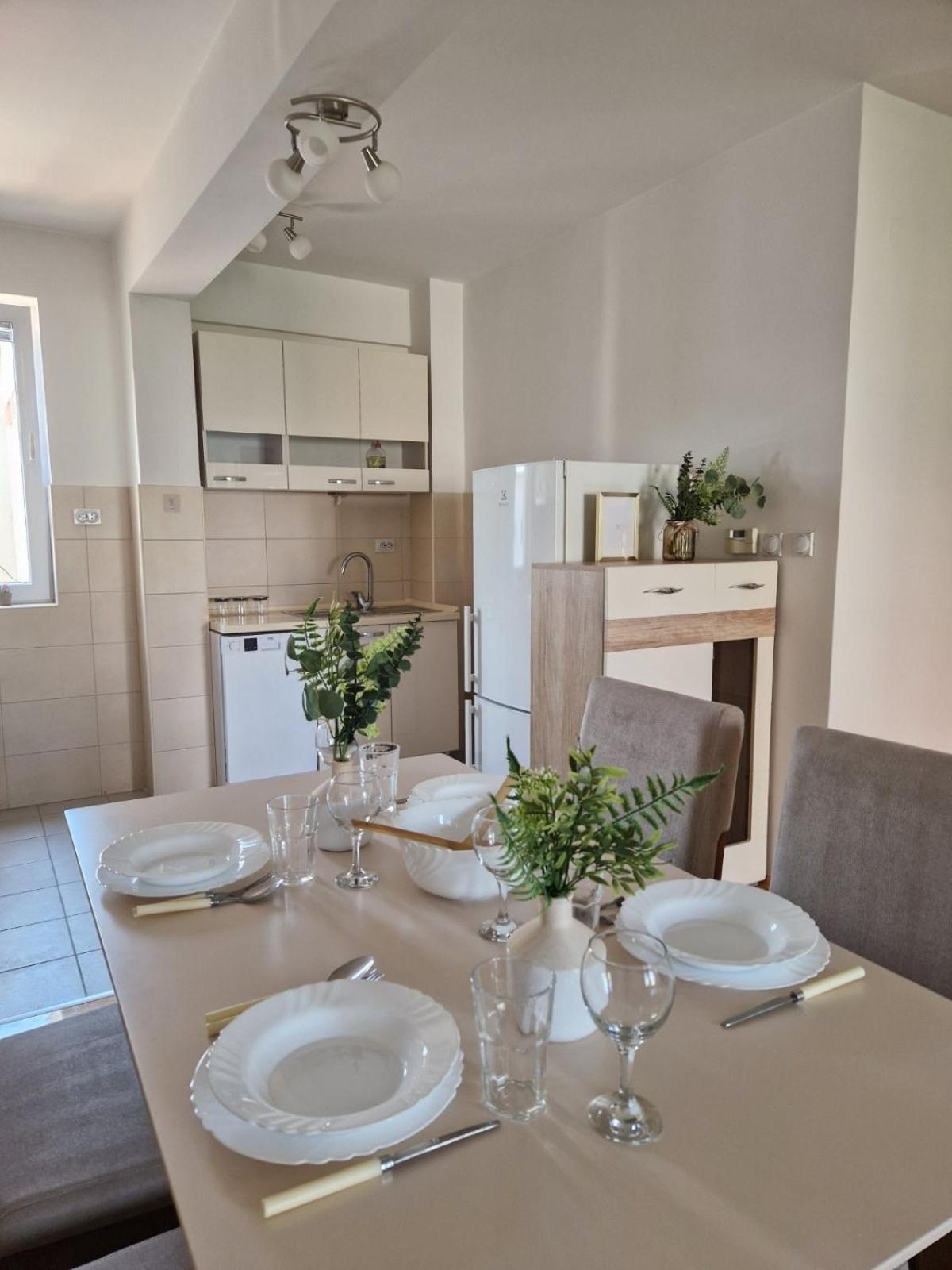 Kamche Lux Apartment Skopje Eksteriør billede