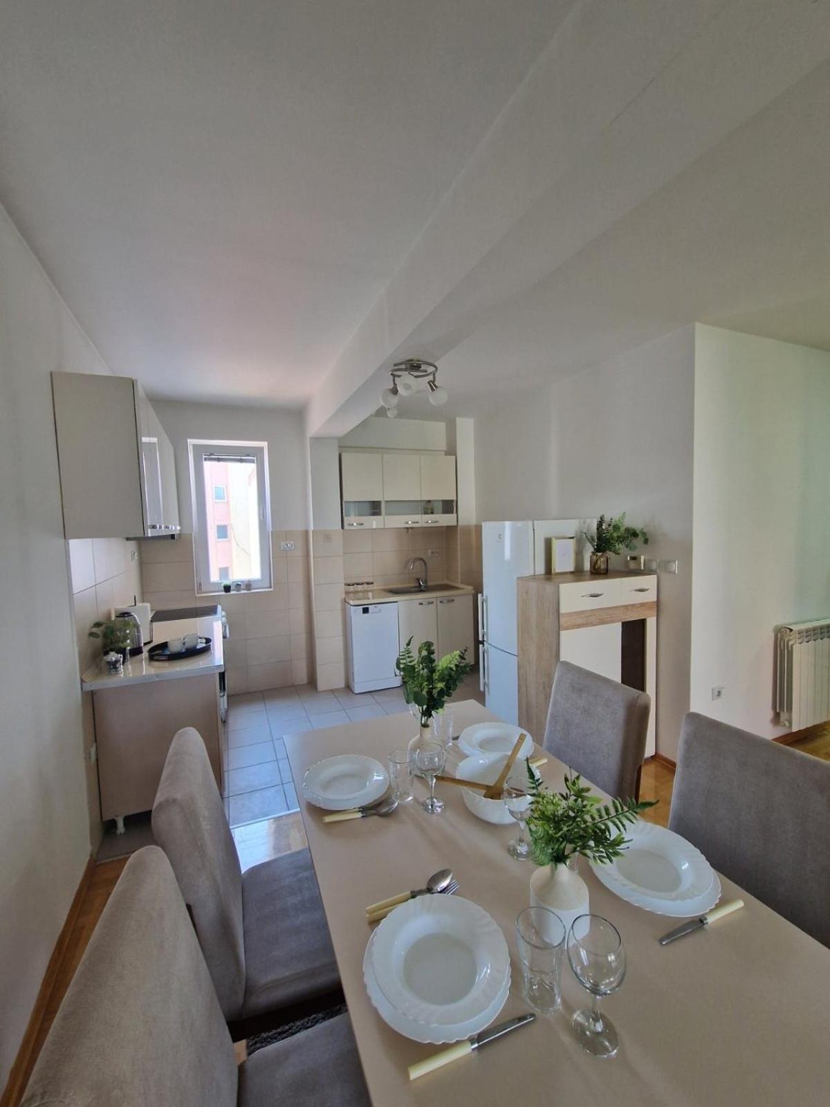 Kamche Lux Apartment Skopje Eksteriør billede